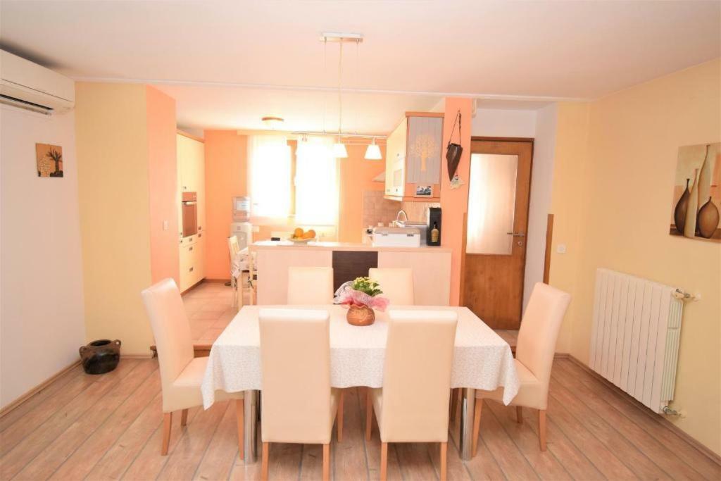 Apartment Vita Vodnjan Exterior photo